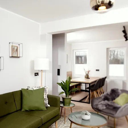 아파트호텔 Berg Und Tal & 4*