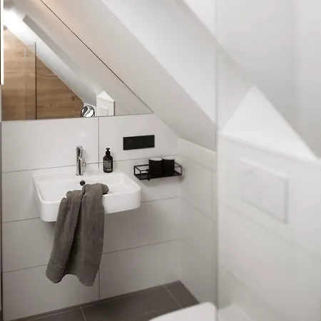 Berg Und Tal & شقة فندقية برونلاغ