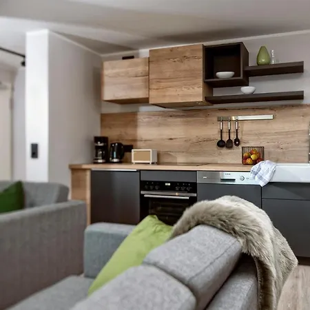 Berg Und Tal Hotel&apartments 4*