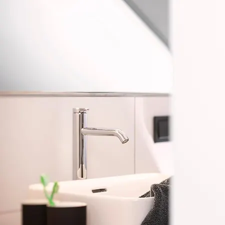 Berg Und Tal & شقة فندقية برونلاغ